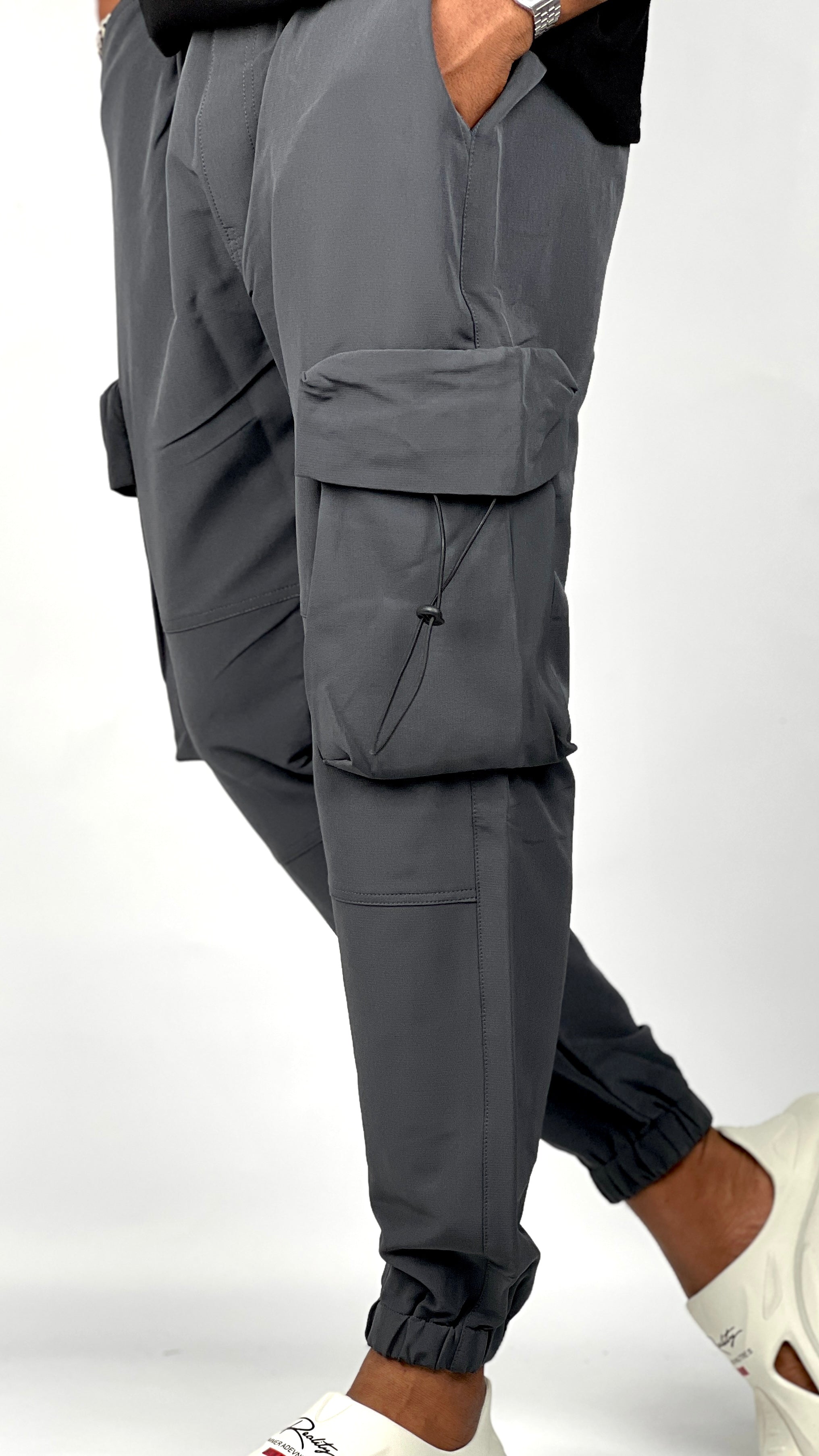 PARACHUTE FABRIC SIDE POCKET PLAIN JOGGER